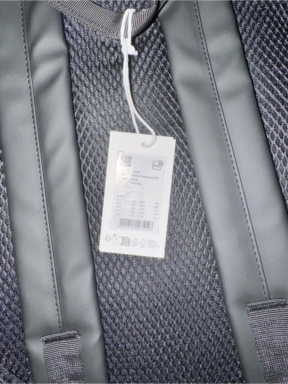 NWT Rains Rolltop Rucksack W3 Waterproof Backpack Black - Picture 4 of 4